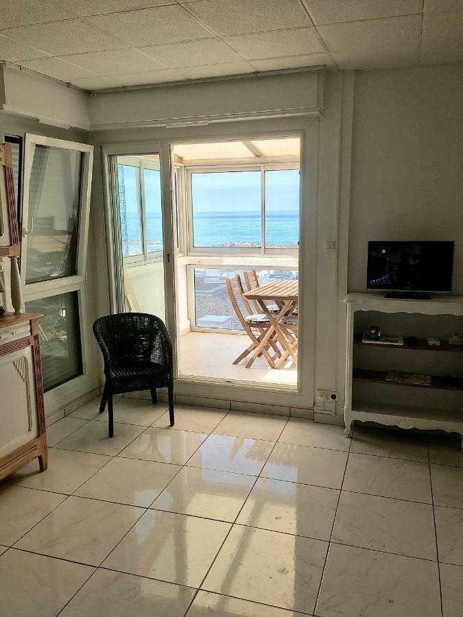 P1 Vue Mer 1ère ligne 33M2 pour 4 pers + véranda + parking La Grande Motte Extérieur photo